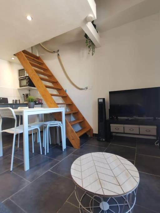 Esprit Du Sud - Appartement Cosy Proche Centre - Toulon Bagian luar foto